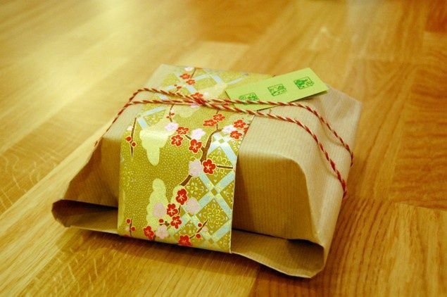 gói quà quan trọng hơn bản chất món quà gói quà quan trọng hơn bản chất món quà